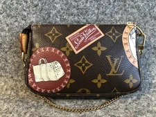 Authentic LOUIS VUITTON Monogram Patch Mini Pochette Accessoires Pouch M95804