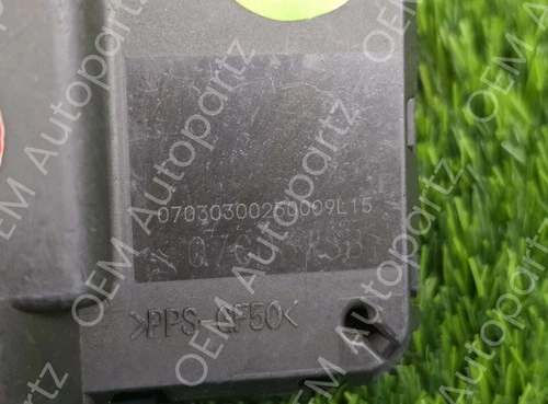 Toyota ES350 2007 Transmission Control Computer Module 89530-33041 Oem used - Picture 13 of 14