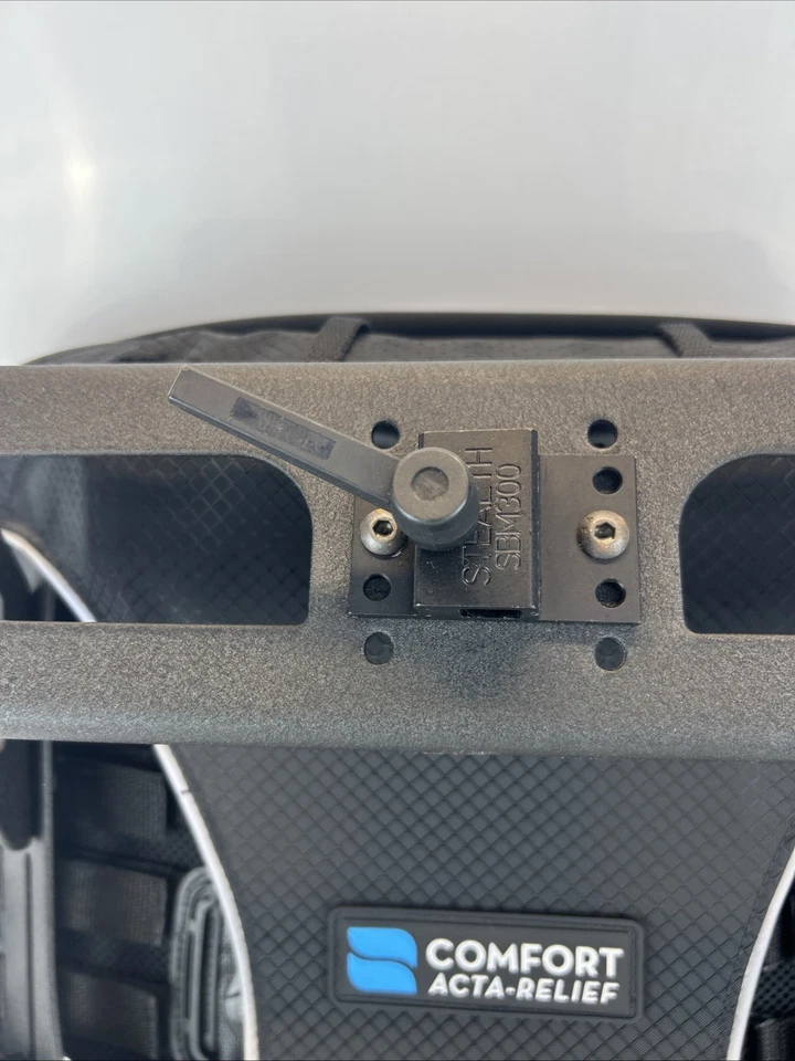 Quickie SR45 Wheelchair Backrest w/ BOA Cables – Comfort Acta-Relief Nice - Image 2 of 4