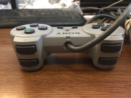 PARA PIEZAS Controlador SONY SCPH-1080 Original Gris - Imagen 5 de 6