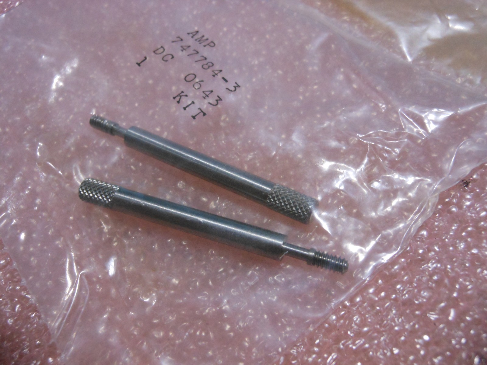 AMP DSUB CONNECTOR JACKSCREW 2 PC SET ( LOT OF 5 SETS ) PART 747784