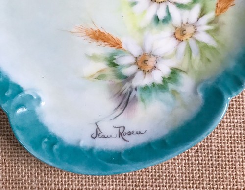 Hand Painted Daisies Art Dish Jean Roseu Mid Century Cottage Grandma Core - Picture 2 of 3