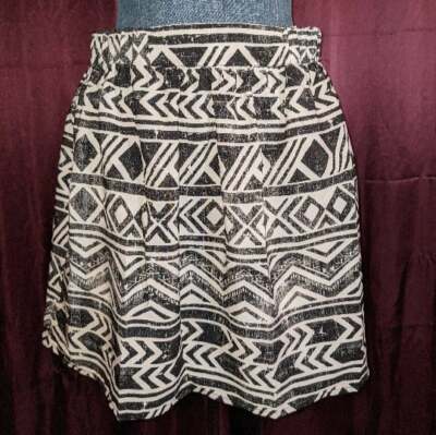 NEW BCX Black White Geometric Mini Skirt Womens M NWT Closet53***