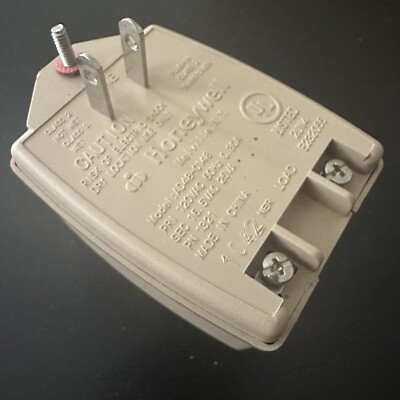 Honeywell Ademco 1321 Plug-In Transformer – 16.5V AC, 25VA Class 2 For Security & Alarm Systems