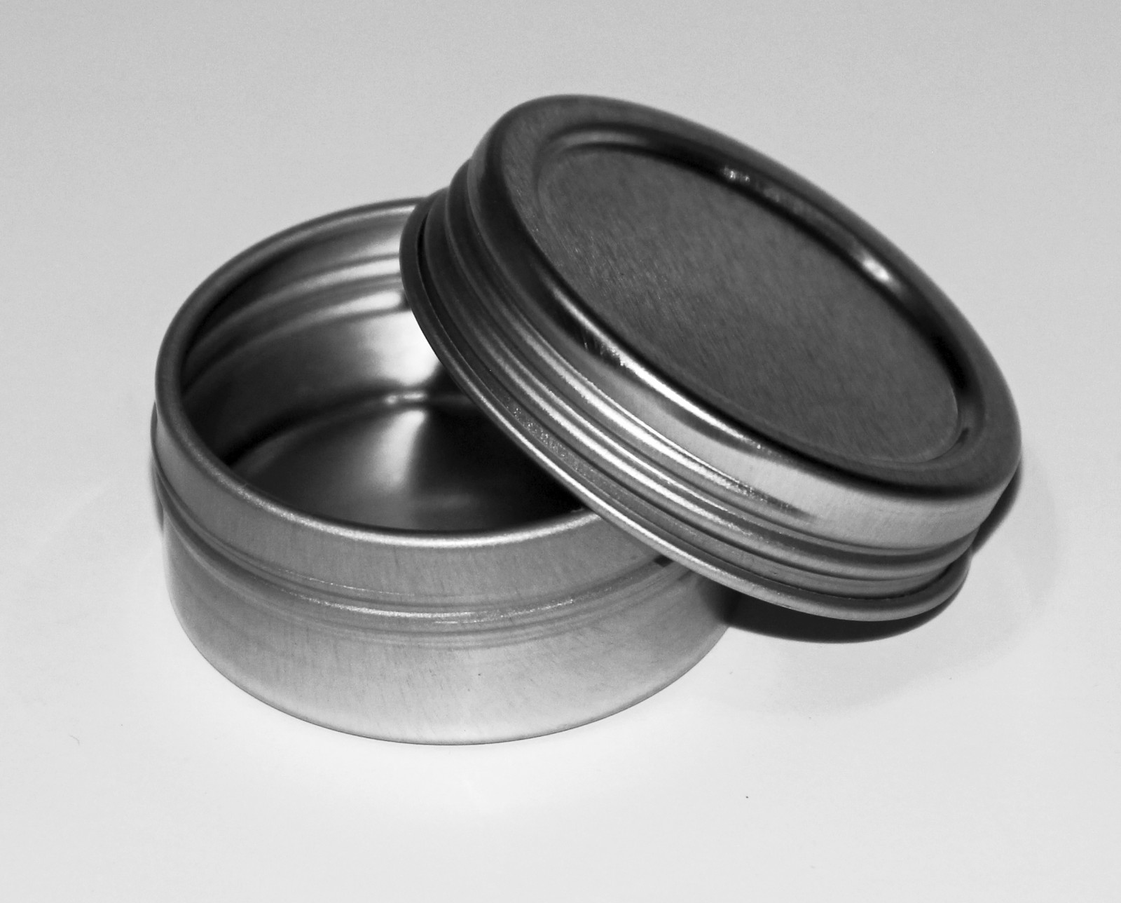 1/2 oz Blank Round Metal Tin w/ Screw Top Lid, Survival Kit Craft