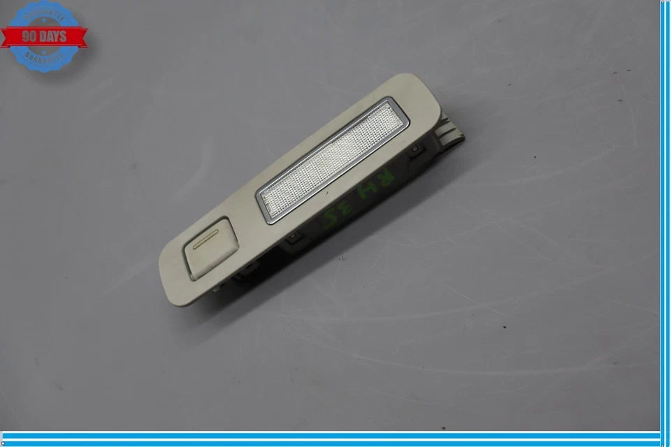 07-14 Luz Domo Trasera Derecha Mercedes W216 CL63 AMG CL550 CL600 Negro Fabricante Original Foto 3 de 4