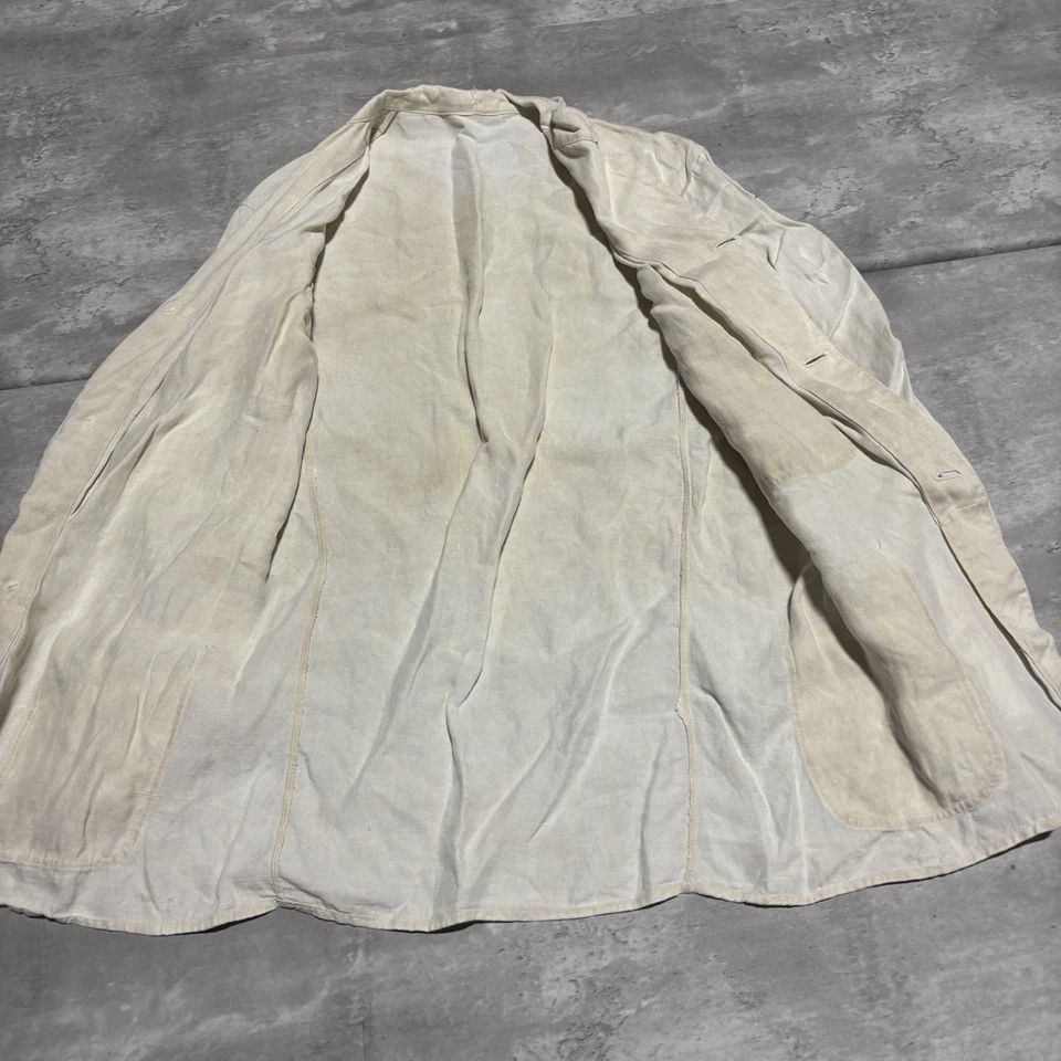 True Vintage Linen Lab Coat Doctors Jacket White Adult 40s/50s/60s Linen REPAIR - Image 4 of 4