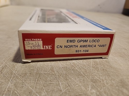Walthers HO GP9M Locomotive CN North America #4497 931-104 Shell New In Box - Picture 7 of 9