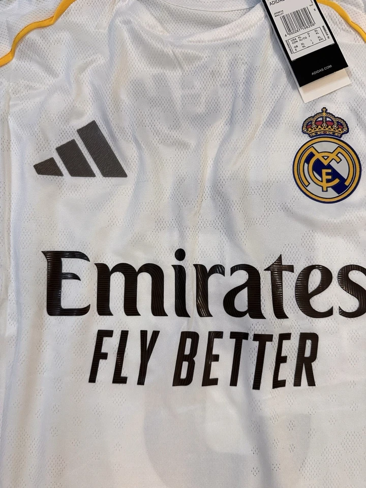 Camiseta 25/26 Real Madrid Home, versão jogador, mangas compridas, Bellingham 5, La Liga - Imagem 3 de 4