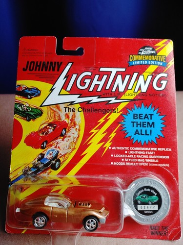 1990's JONNY LIGHTING DIECAST CUSTOM CARS MAKO SHARK MOVIN' VAN TURBINE W/TOKEN - Picture 5 of 9