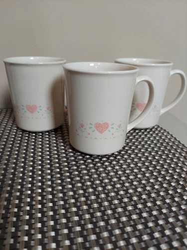 Set of 3 Vintage Corning Ware FOREVER YOURS Coffee Mugs Cups Pink Heart MINT