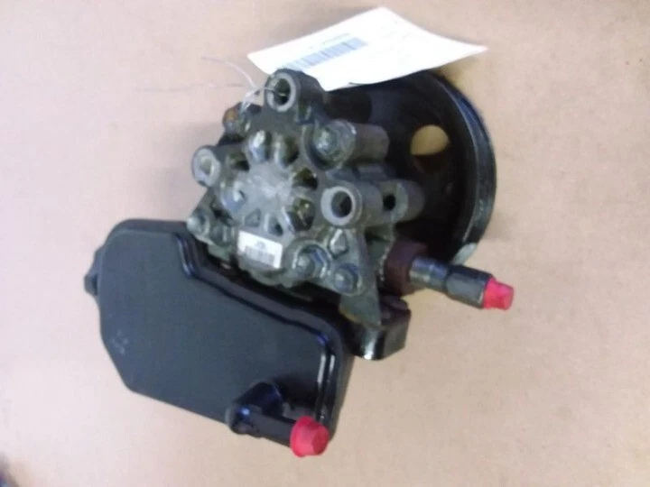 2007-2012 JEEP LIBERTY Power Steering Pump OEM - Image 2 of 4