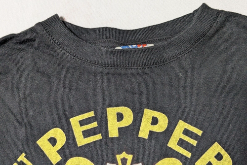 THE BEATLES SGT PEPPERS LONELY HEART Youth Small Black Junk Food T-Shirt NEW - Picture 4 of 14