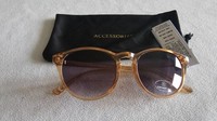 Accessorize brown frame sunglasses. 593005. With bag.