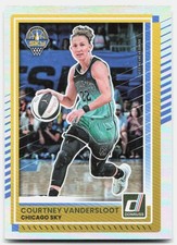 2025 Donruss WNBA #34 Courtney Vandersloot Holo Chicago Sky