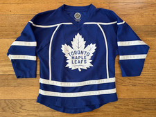 TORONTO MAPLE LEAFS HOCKEY YOUTH JERSEY MATTHEWS KID NHL CANADA OFFICIAL S/M 4/5