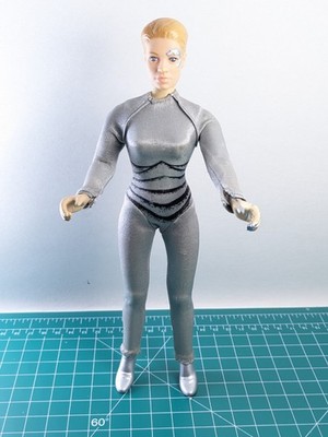 '98 Playmates Star Trek Warp Factor Series 4 Seven of Nine Voyager 9'' Figure 