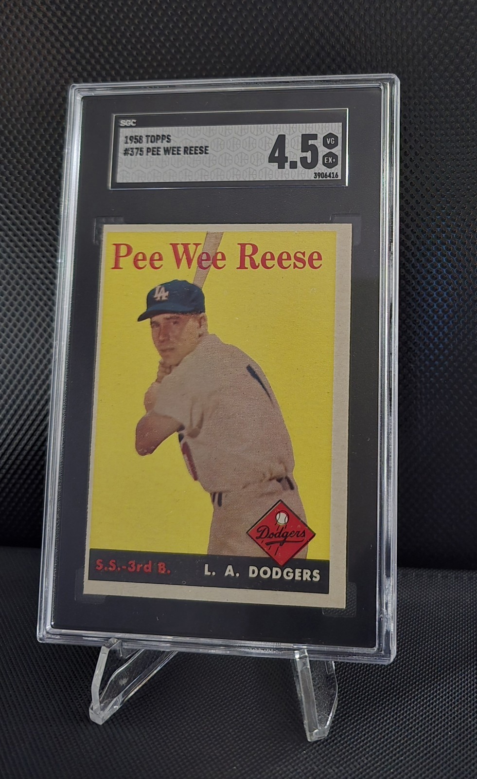 1958 Topps - Pee Wee Reese #375 - SGC 4.5