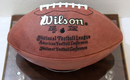 Dan Marion Miami Dolphins Signed Football W/ Upper Deck Authentication LOOK!! - Picture 4 of 8