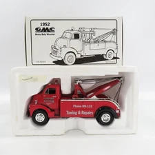 1952 GMC Wrecker Hubbard Auto Center Onsted, Mich 1992 First Gear Model 10-1017