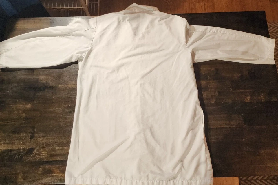 Meta fundamentals Mens XL White Lab Coat 65% Polyester 35% Cotton - Image 2 of 4