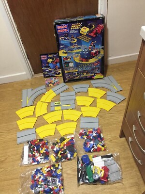 Mega Bloks Build & Race Motor Sport Speedway 9801 Great Fun