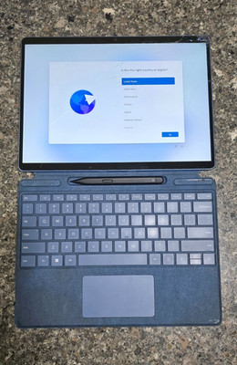Microsoft Surface Pro 12.3in 2-in-1 Tablet/Laptop Blue 8GB RAM Wi-Fi 8GB