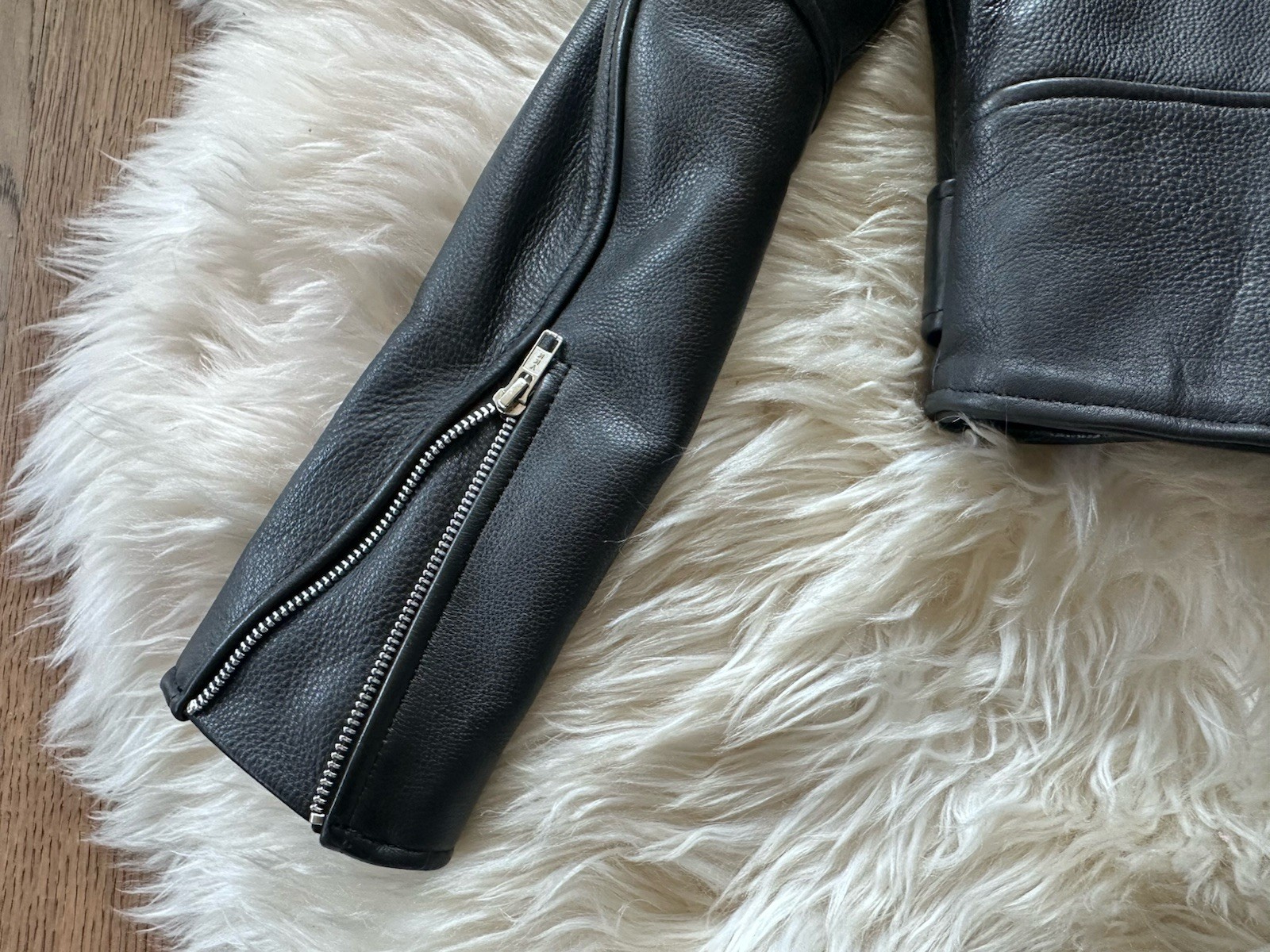 Understated Leather black custom Jacket Size Small - image 11