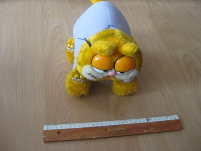 Garfield Pyjama Stofftier Vintage 1981 Dakin mit Pantoffeln RAR