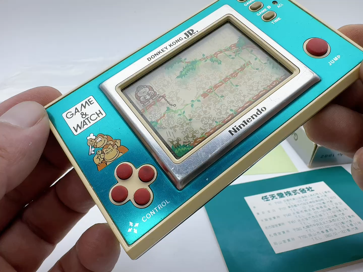 Nintendo Game & Watch Donkey Kong Jr DJ-101 1982 w/ Box Manual