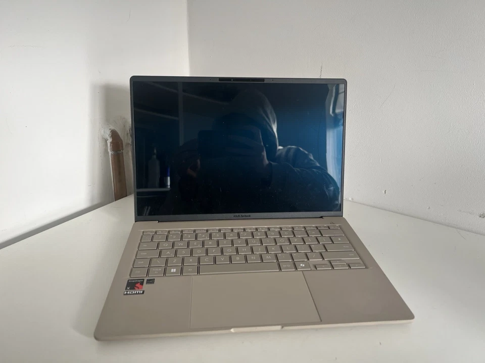 ⚠️ Asus ZenBook UX3407Q – Snapdragon – Broken OLED – 16GB/512GB – Spares - Image 2 of 4