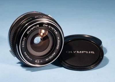 Olympus OM 24mm f/2.8 H Zuiko Auto W Prime Objektiv * voll funktionsfähig & top