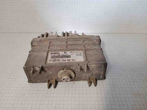 VW GOLF IV 1J1 Motorsteuergerät ECU 3A0907311 1.60 Petrol 74kw 2003 32544860