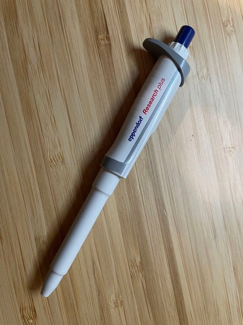 非売品 Eppendorf ボールペン エッペンドルフ ピペット 水色 ピンク色