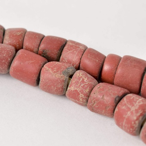 Red Green Heart Venetian Trade Beads 32 Inch - Picture 3 of 9