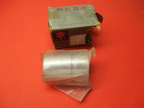FORK OUTER TUBE NUT