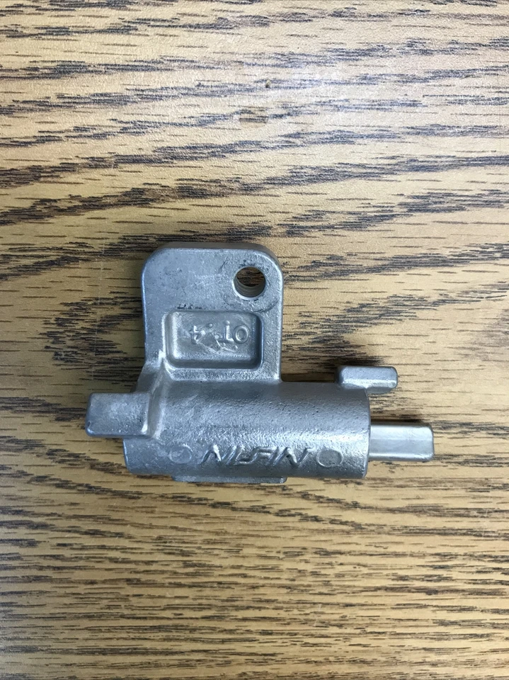 SUZUKI KATANA GSX750F 1998-2006, PIEZA JUNTA MANGUERA FRENO # 59491-17E00 Foto 3 de 4