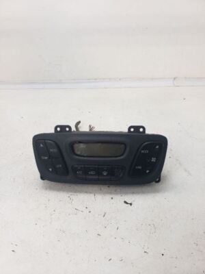 Used A/C Selector Switch fits: 2002 Hyundai Santa fe buttons automatic AC Grade