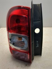 Dacia Duster II 2017 Hinten links Rückleuchte Heckleuchte innen 265551793R