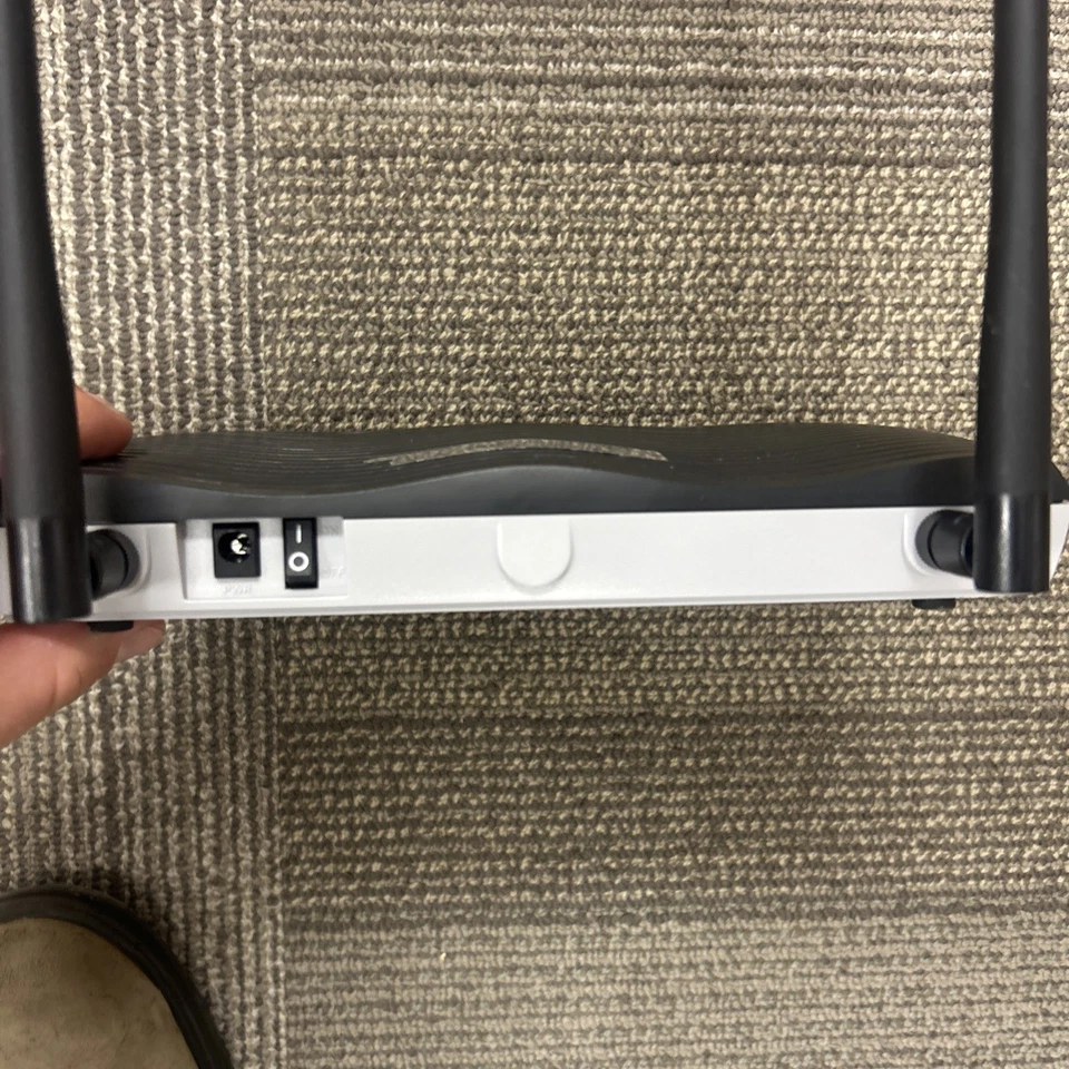 Draytek VIGOR2927AC Dual-WAN Security Router with Power Cord - Image 4 of 4