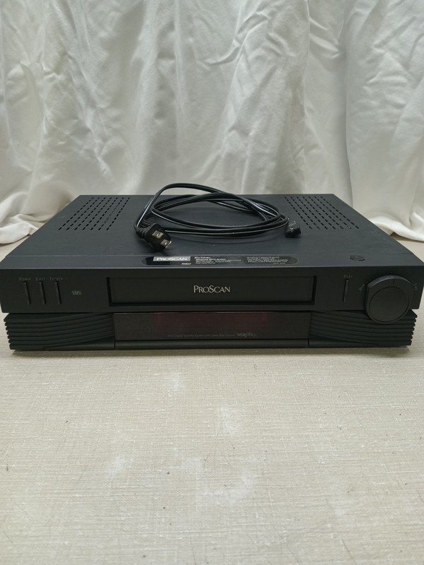 ProScan Model PSVR57 VCR For Parts Not Working 