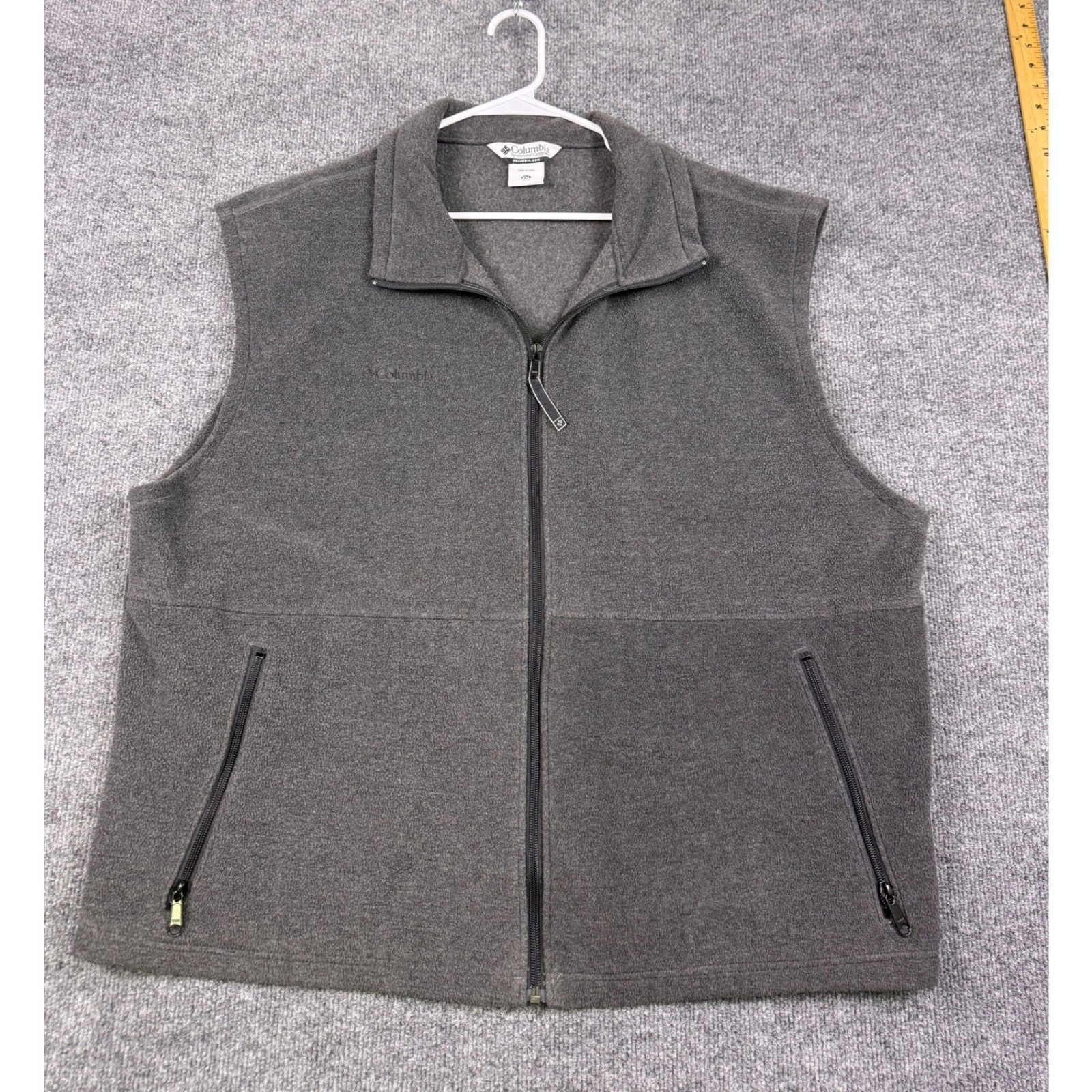 Columbia Mens XXL Fleece Vest Charcoal Gray Full Zip Sleeveless Jacket Outdoor