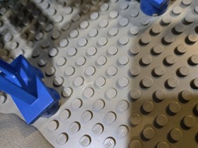 LEGO Space Supply Station (6930), Complete