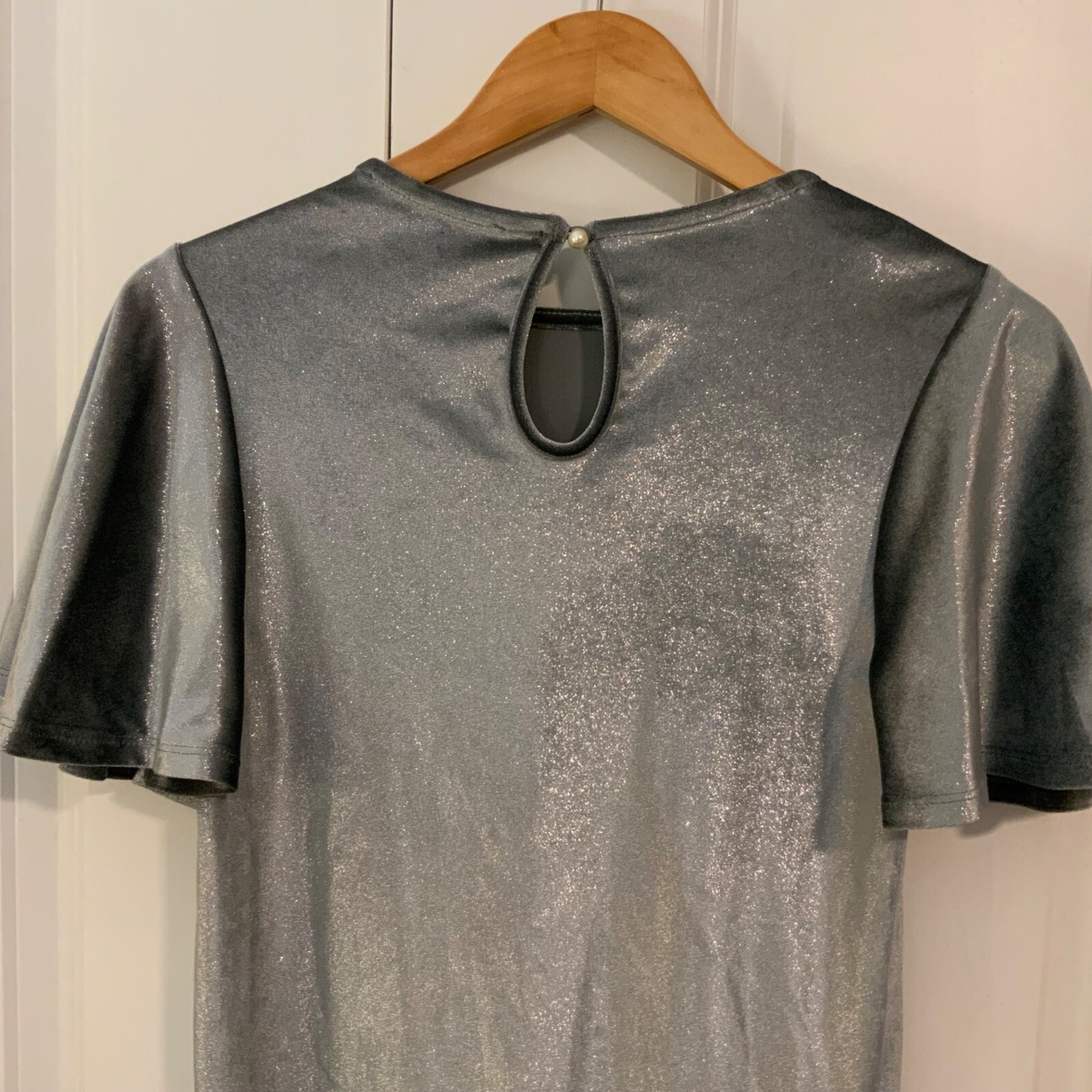 Primark Women's Silver Grey Metallic Velvet Short Flutter Sleeve Top Small image 7