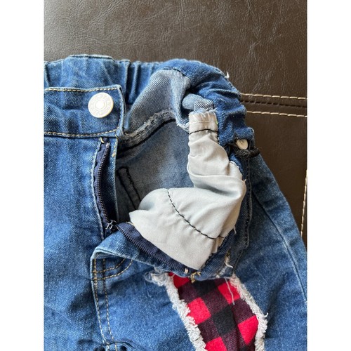 Girl's Plaid Jeans - Picture 10 of 12
