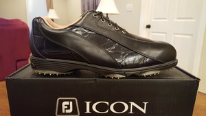 footjoy icon spikeless