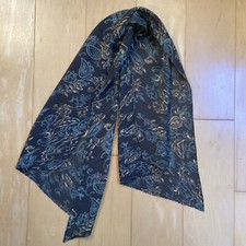 GORGEOUS GREEN unbranded Olive Sage Green And Beige Print Poly Scarf