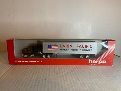 HERPA #6181 Mack CH613 cabina con remolque de caja de 45' "Union Pacific TFS" construido 1:87 | Zustand: New