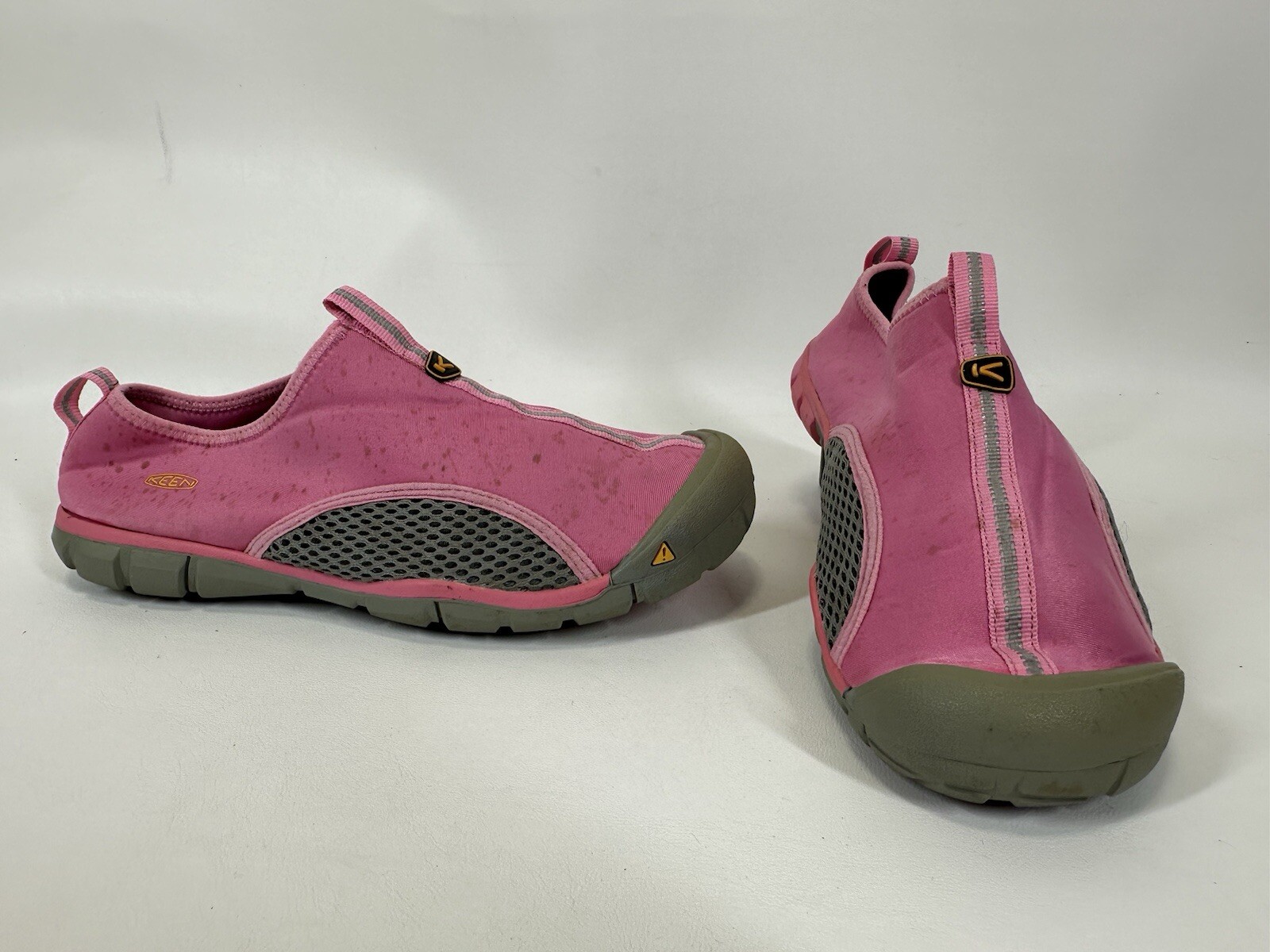 Scarpe da acqua Keen CNX per bambini taglia 6 in neoprene rosa