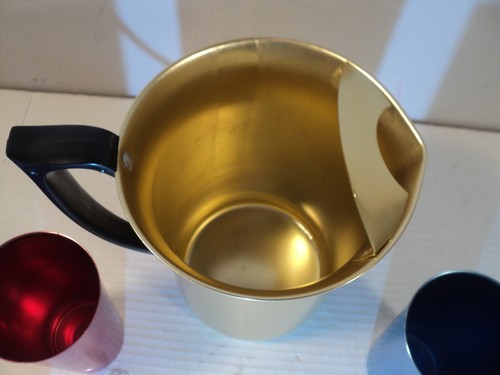 Vintage MCM Aluminum Anodized multi color pitcher and 4 tumblers - Picture 3 of 14